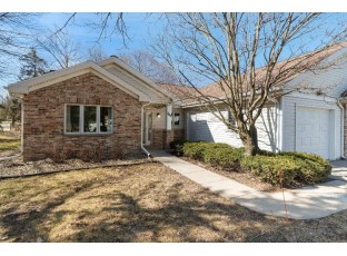 702 Saukdale Way Madison, WI 53717