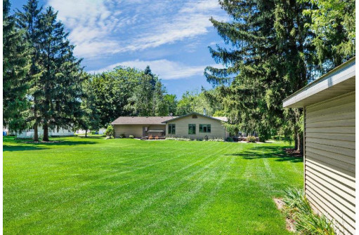 5404 Midmoor Road, Monona, WI 53716