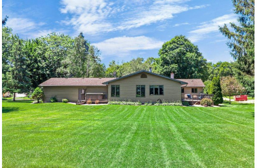 5404 Midmoor Road, Monona, WI 53716