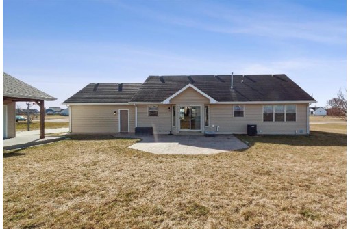 1011 Whippoorwill Way, Beloit, WI 53511