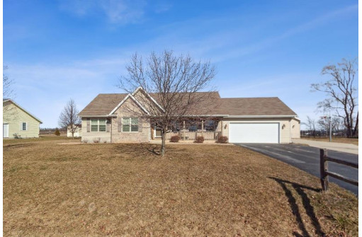 1011 Whippoorwill Way, Beloit, WI 53511