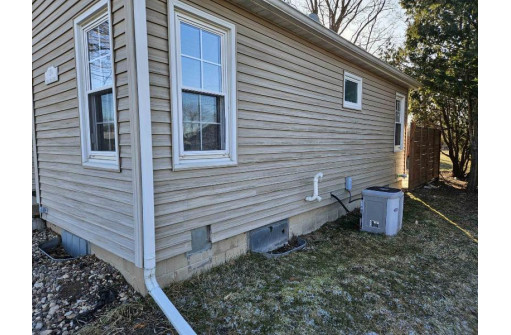 124 N Wood Street, Spring Green, WI 53588