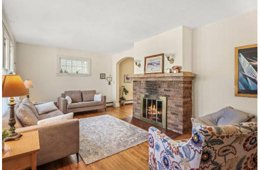 2435 Norwood Place, Madison, WI 53726