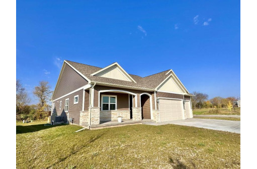 1200 Nordland Drive 71, Stoughton, WI 53589