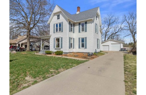 450 S 2nd Street, Evansville, WI 53536