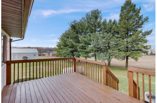 4783 County Road J, Mount Horeb, WI 53572