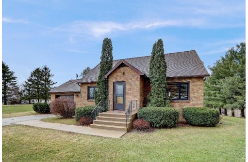 4783 County Road J, Mount Horeb, WI 53572