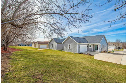 1821 Dondee Road, Madison, WI 53716