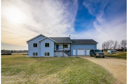 W2858 Conway Trail, Belleville, WI 53508