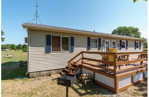 W983 North Shore Drive 11, Montello, WI 53949