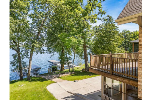 W1188 Spring Grove Road, Green Lake, WI 54941