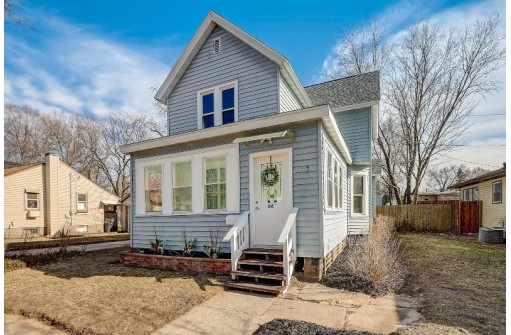 416 E Carroll Street, Portage, WI 53901