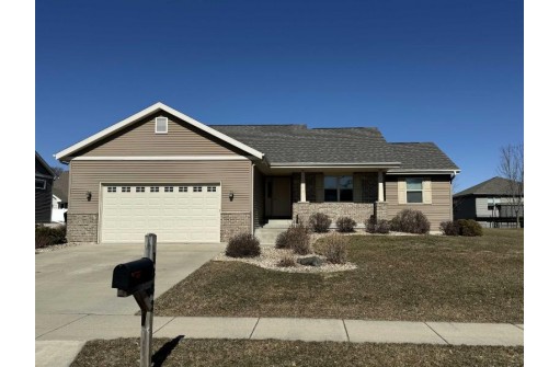 1332 Heritage Lane, Sun Prairie, WI 53590-0000