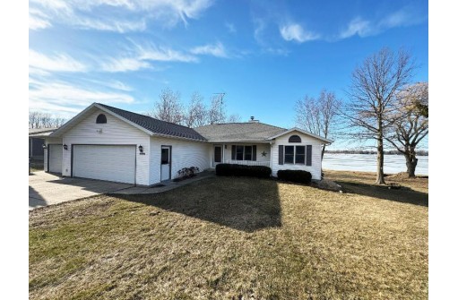 W10742 Mikard Road, Beaver Dam, WI 53916