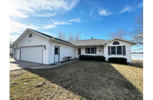 W10742 Mikard Road, Beaver Dam, WI 53916