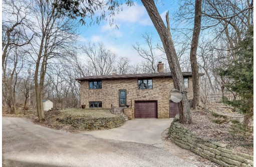 3333 Rocky Ledge Lane, Madison, WI 53705