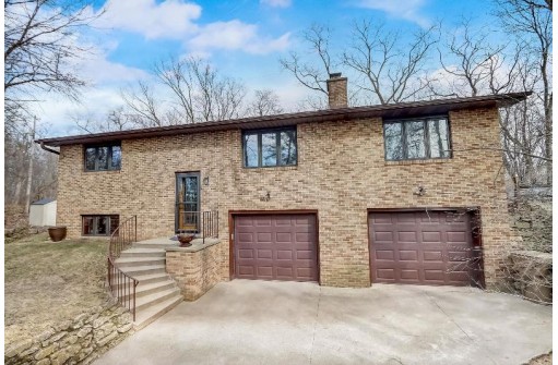 3333 Rocky Ledge Lane, Madison, WI 53705