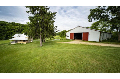 7401 Norton Road, Hollandale, WI 53544