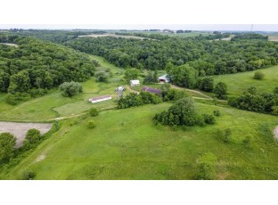 7401 Norton Road Hollandale, WI 53544