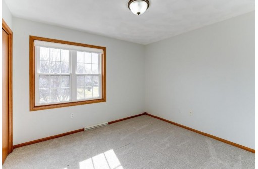 1105 Spahn Drive, Waunakee, WI 53597