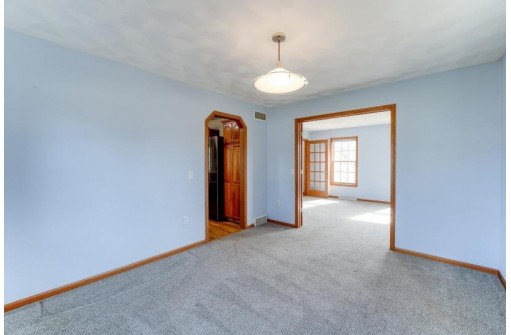 1105 Spahn Drive, Waunakee, WI 53597