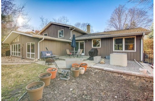 102 Shiloh Drive, Madison, WI 53705