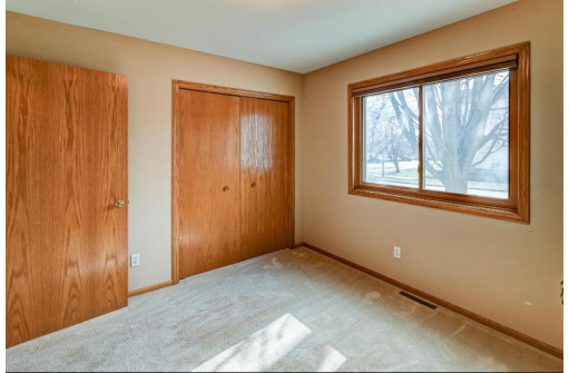 6122 Culpepper Lane, Madison, WI 53718