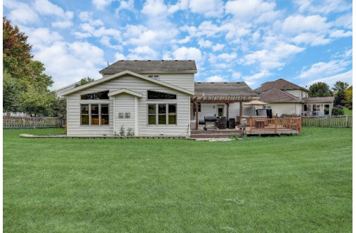 9 Highcliff Court, Madison, WI 53718