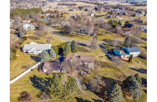 W8793 Niblick Road, Beaver Dam, WI 53916