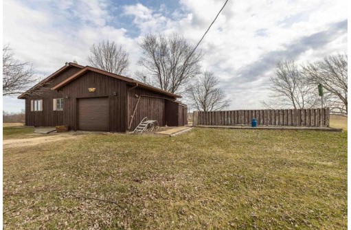 9317 County Road G, Argyle, WI 53504