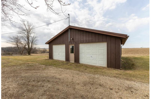 9317 County Road G, Argyle, WI 53504