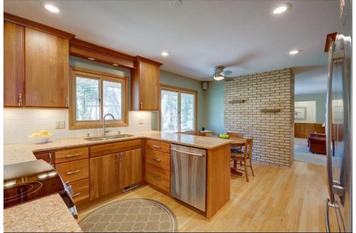 1410 Lewon Drive, Madison, WI 53711