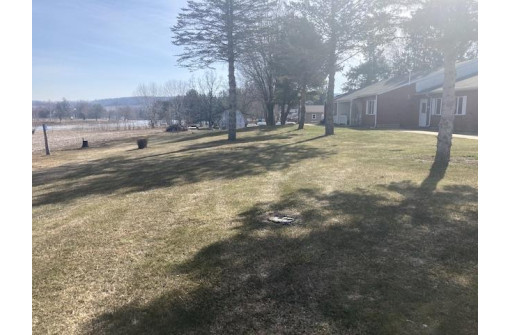 151 County Road V, Cazenovia, WI 53924