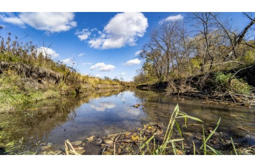 +/- 55 ACRES Porter Hill Road, Lancaster, WI 53813