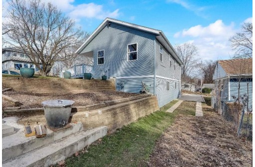 1809 Boyd Avenue, Madison, WI 53704