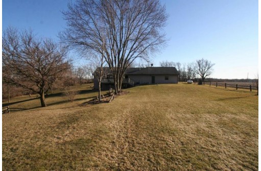 9840 W Gibbs Lake Road, Edgerton, WI 53534