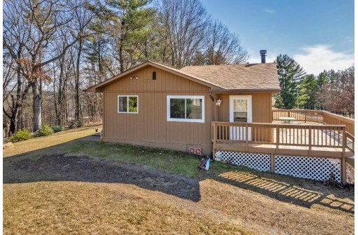 E4222 Kickapoo Court, La Valle, WI 53941