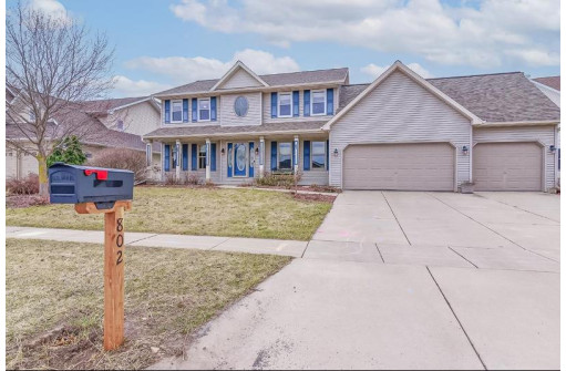 802 Turnberry Drive, Waunakee, WI 53597