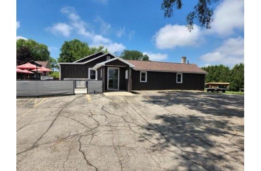 N3233 Seier Road, Fall River, WI 53932