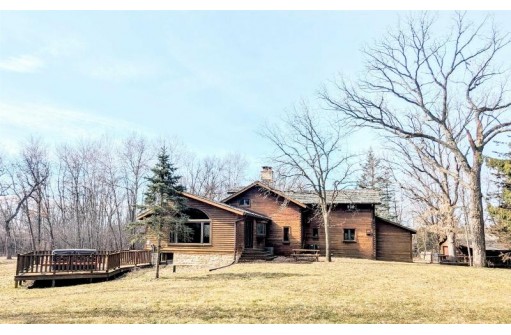 N3075 Hardscrabble Road, Dousman, WI 53118