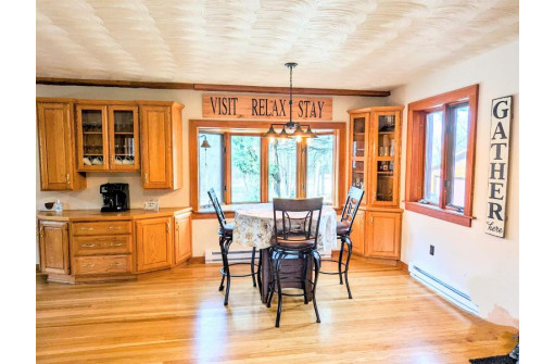 N3075 Hardscrabble Road, Dousman, WI 53118