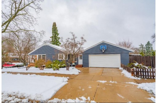 121 Merlham Drive, Madison, WI 53705