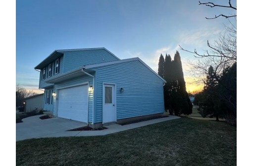 2102 S Thompson Drive, Madison, WI 53716