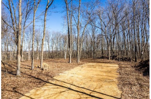 L987 S Dutch Hollow Road, La Valle, WI 53941