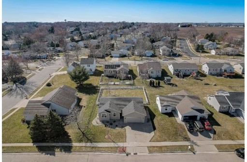 2010 Carl Avenue, Stoughton, WI 53589