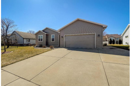 2010 Carl Avenue, Stoughton, WI 53589