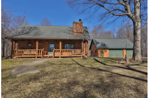 6582 Highway 33, Cashton, WI 54619