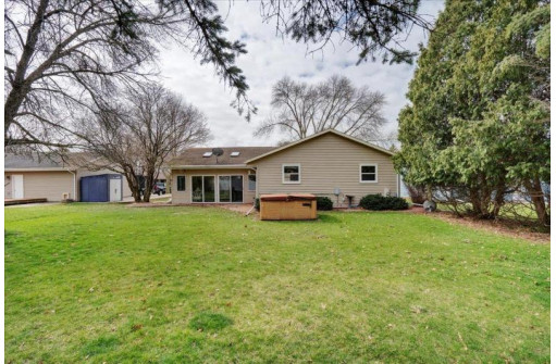 4219 Oldwyck Drive, Janesville, WI 53546