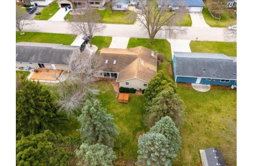 4219 Oldwyck Drive, Janesville, WI 53546