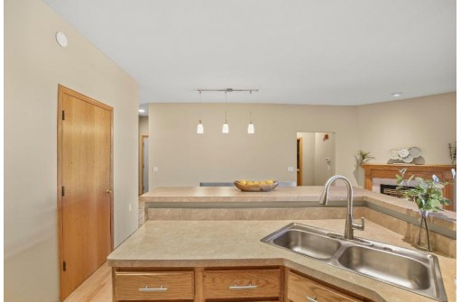 5575 Bantry Lane 2, Madison, WI 53711